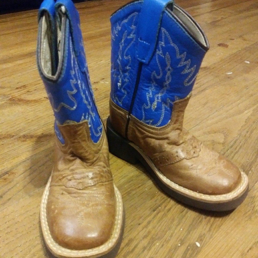 Old West boots